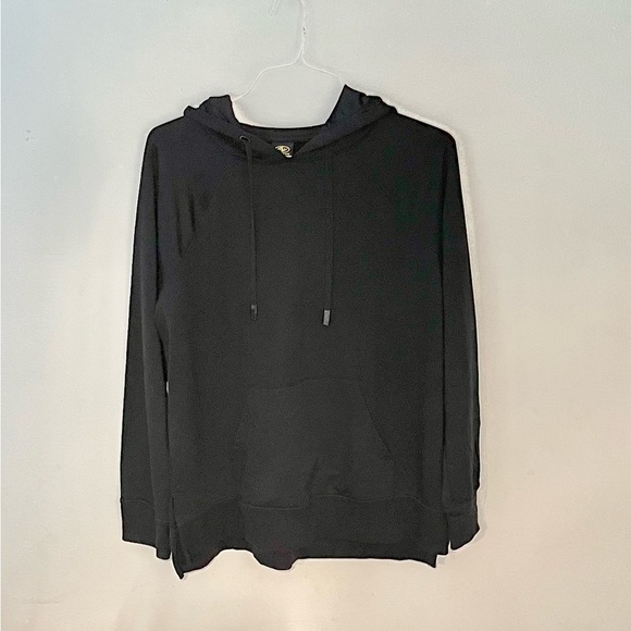 🆕Women’s Athletics Works size XXL (20) black pullover hoodie. - Picture 2 of 14